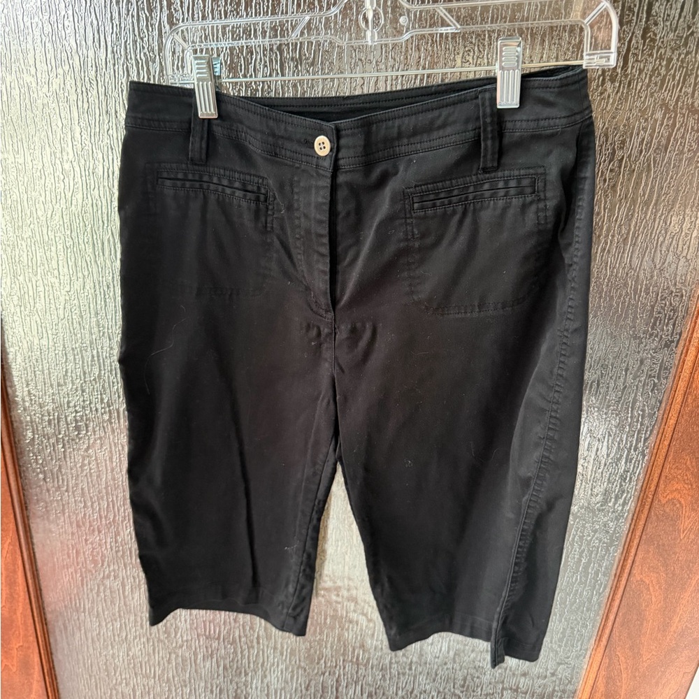 Chico's Classic Black Women's Chinos size 0